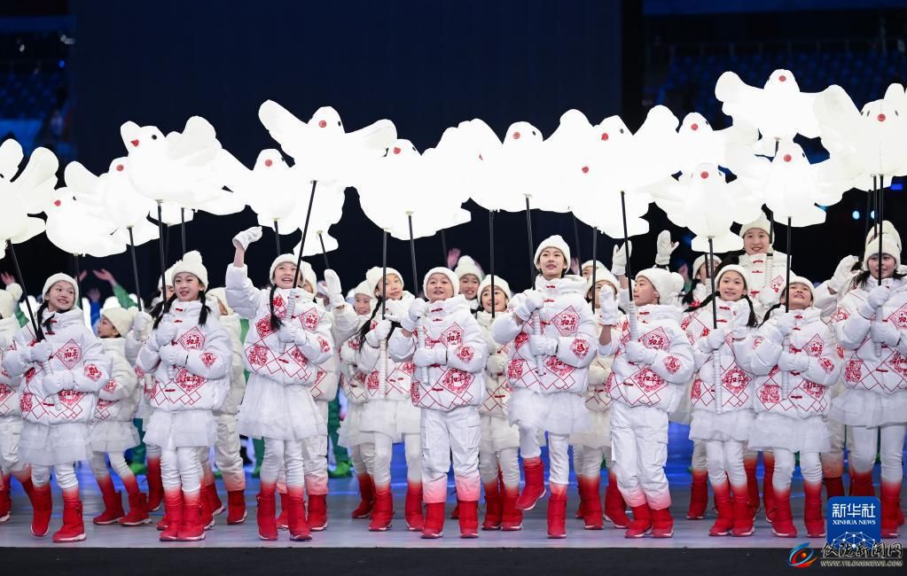 不落下一片“雪花”——開幕式《雪花》幕后